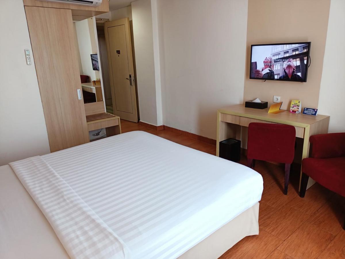 Days Hotel & Suites By Wyndham Jakarta Airport Tangerang Exterior photo